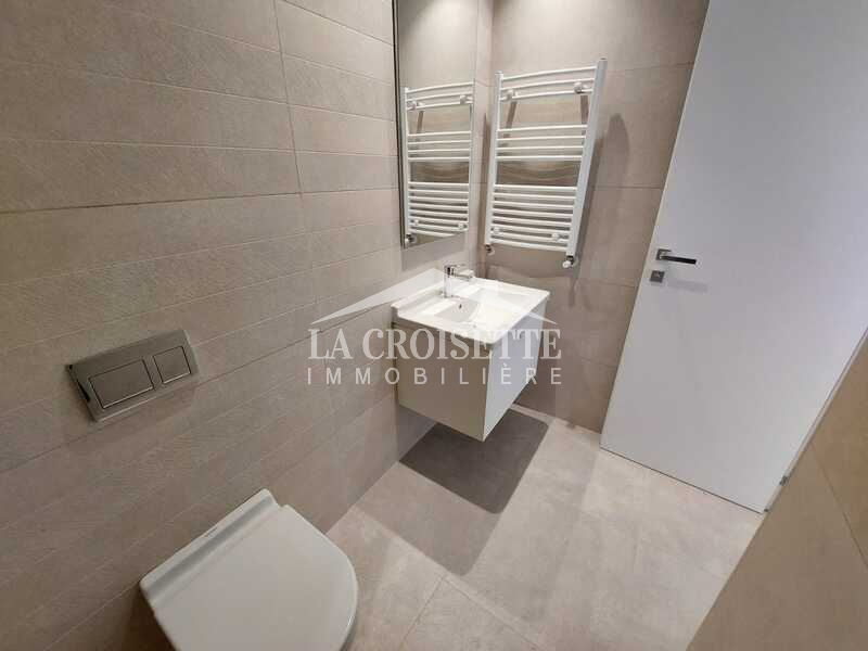 Appartement S+3 à La Soukra